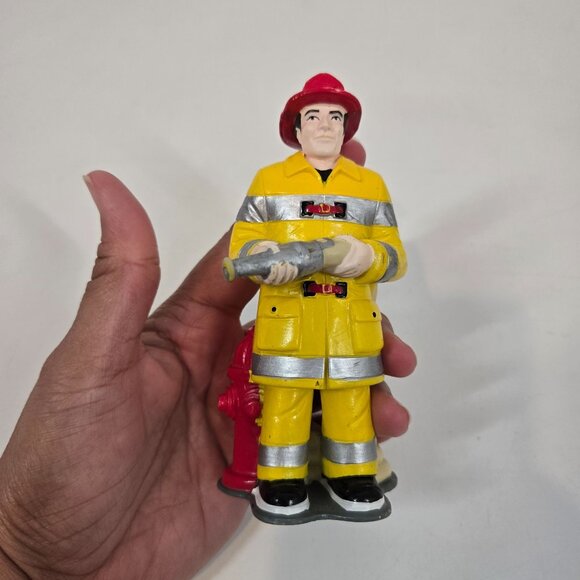 Lakeshore Firefighter Figure Community Helper with Waterhose & Fire Hydrant 5.5" - Picture 3 of 10